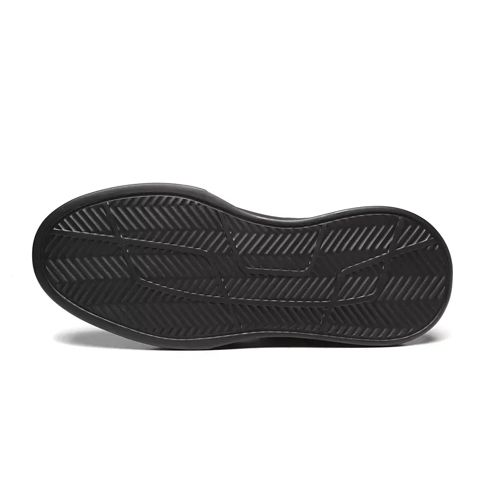 TÊNIS MASCULINO CASUAL EM COURO PRETO